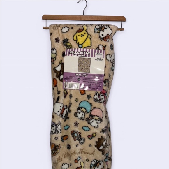 Hello kitty blanket - Picture 1 of 3